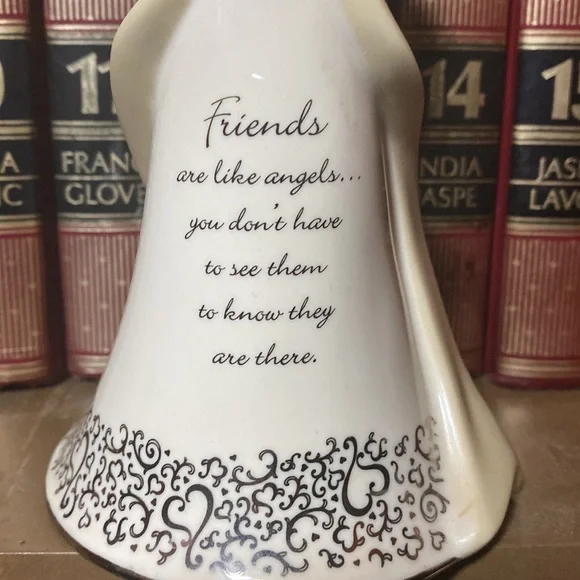 The Bradford Exchange Friends are Like Angels Musical Figurine Gift 7.75